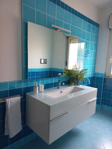 A Un Passo Da... B&B Elmas Zewnętrze zdjęcie